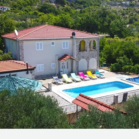 Nova With Private Heating Pool And Jacuzzi Vikendica