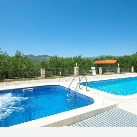 Nova With Private Heating Pool And Jacuzzi Vikendica
