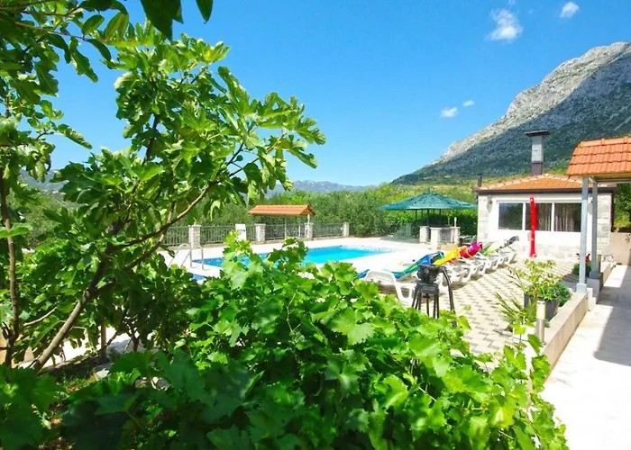 Vikendica Nova With Private Heating Pool And Jacuzzi