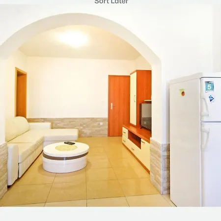 בית נופש Nova With Private Heating Pool And Jacuzzi