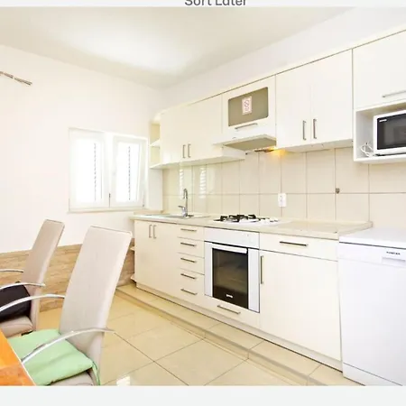 Nova With Private Heating Pool And Jacuzzi Zavojane