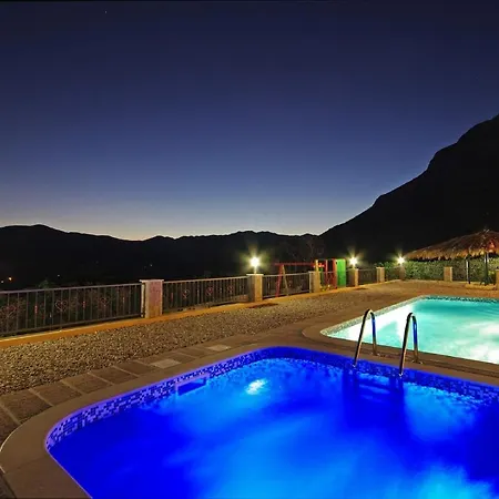 Semesterbostad Nova With Private Heating Pool And Jacuzzi